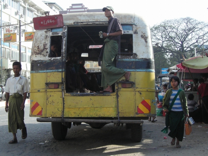 ミャンマー、マンダレー（2005）